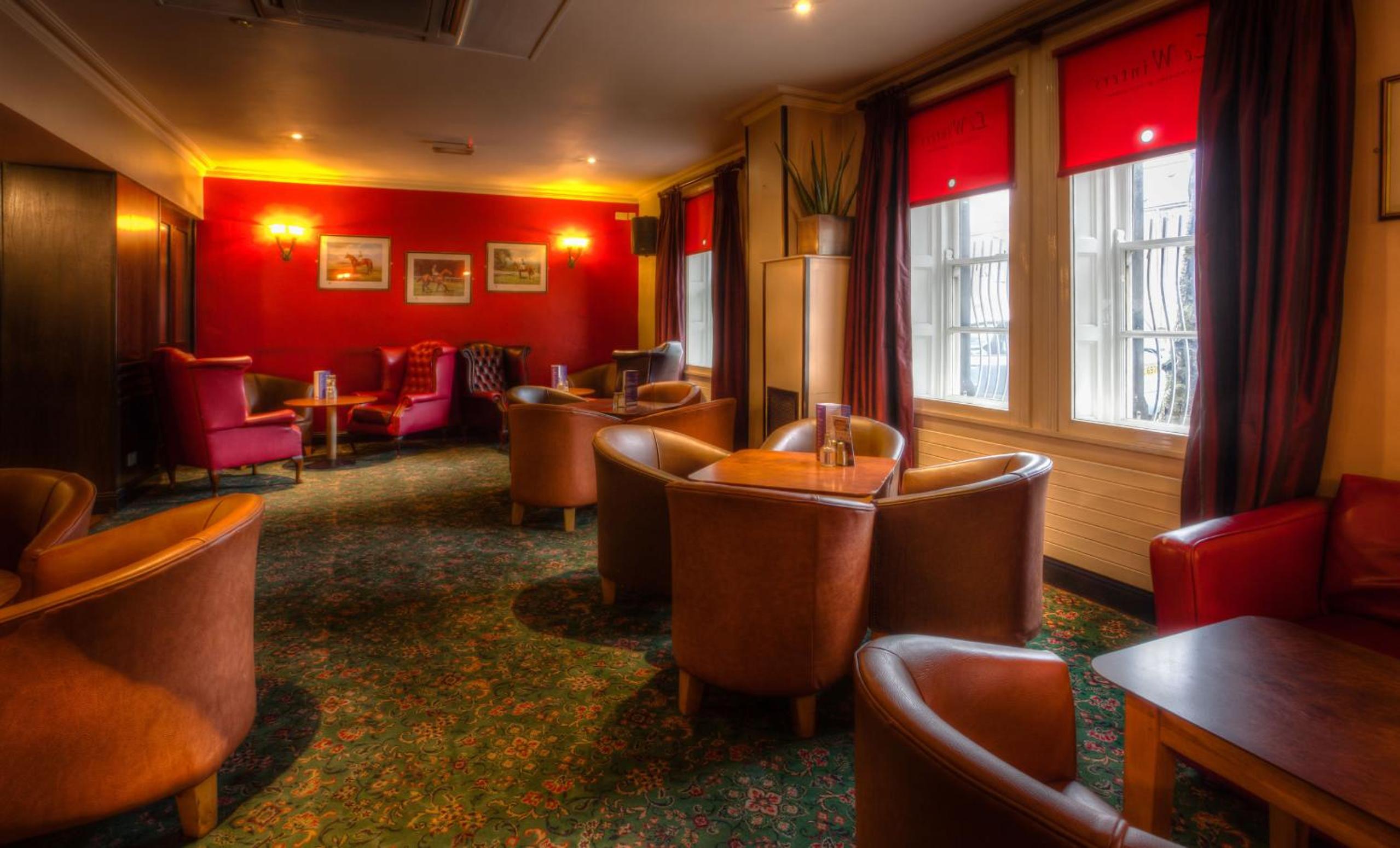 Strangford Arms Hotel 11/26