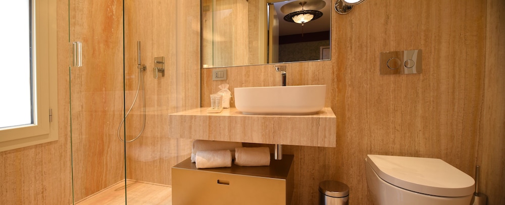 Santa Croce Boutique Hotel 62/65