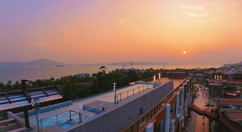 Hyatt Centric Ocean Front Xiamen 37/48