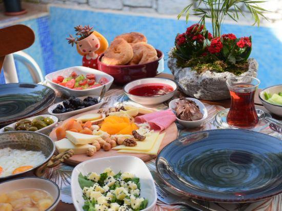 Pan Hotel Alacati 16/18