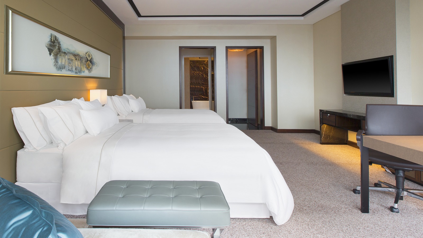 Premier, Twin Beds
