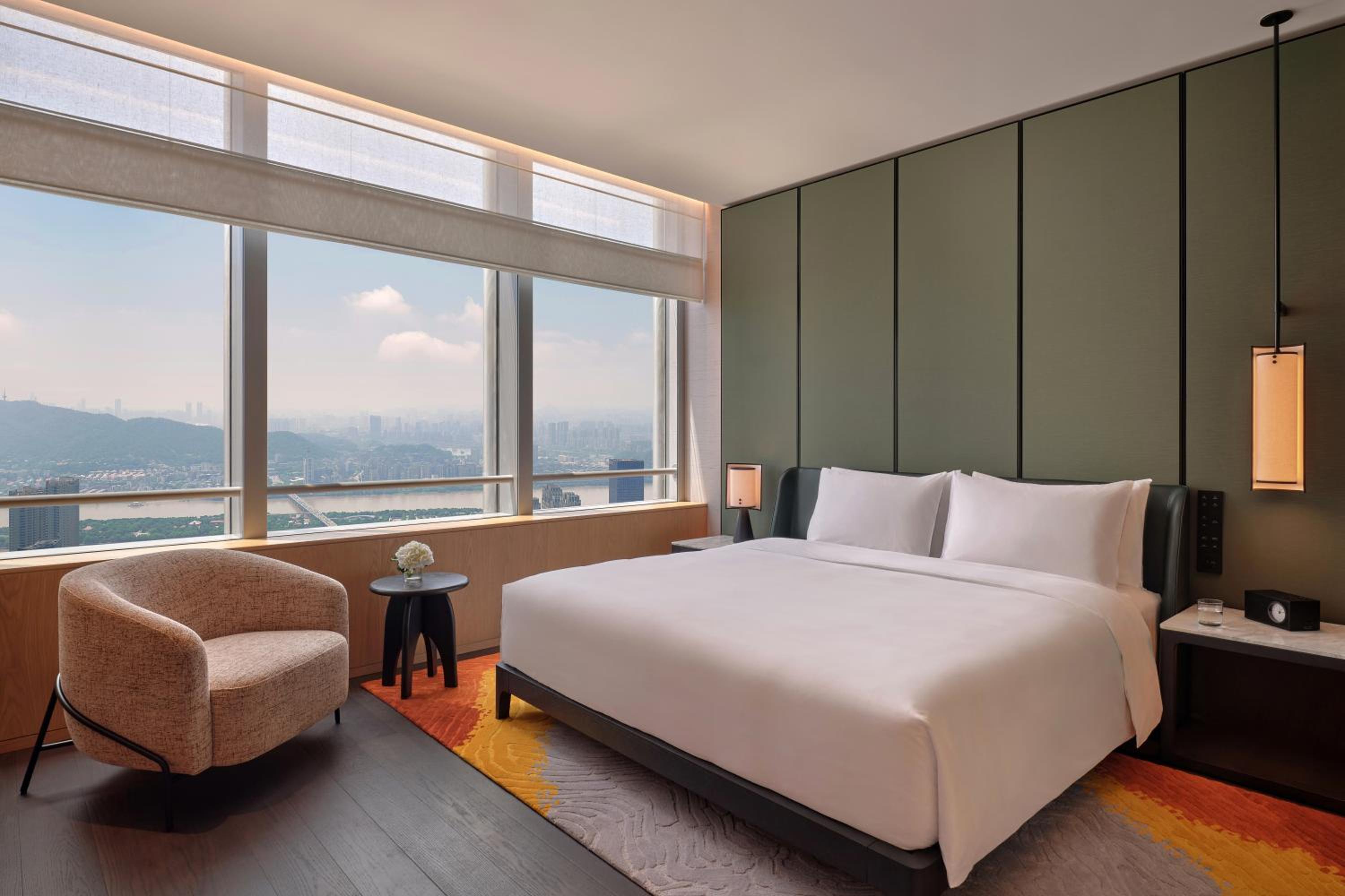 Park, Deluxe, Suite, King Bed, River View
