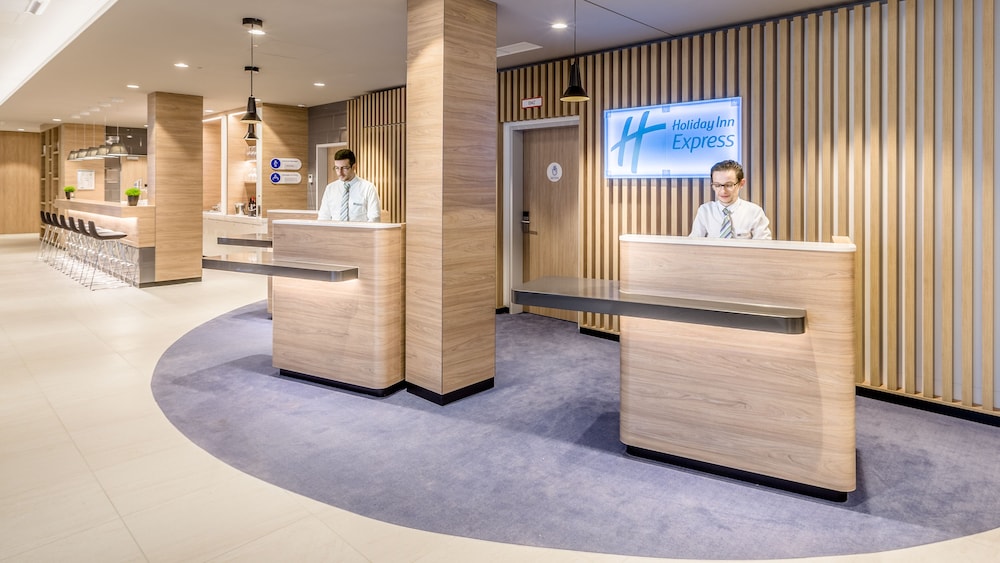 Holiday Inn Express Munich - City East 11/80