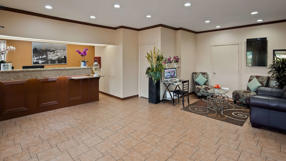 Days Inn by Wyndham Navasota 10/60