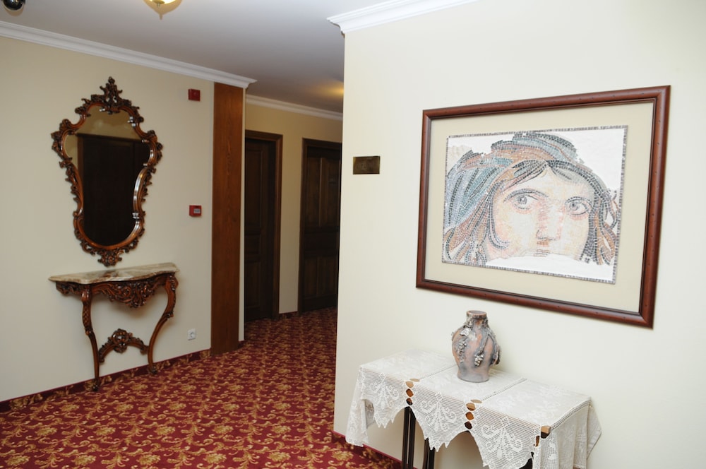 Lobby at Yusufpasa Konagi, ISTANBUL