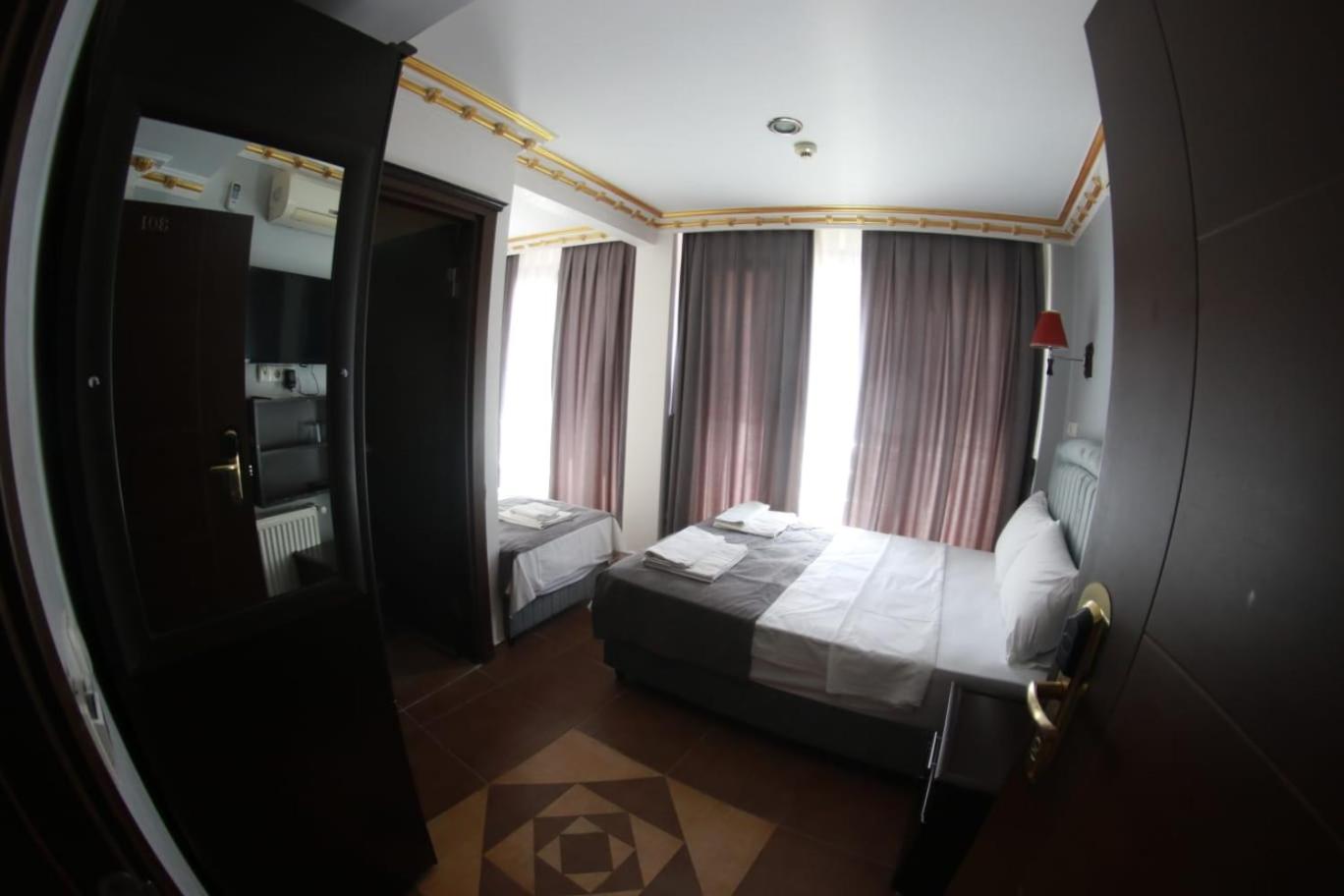 Standard, Triple, 1 Double and 1 Single Bed