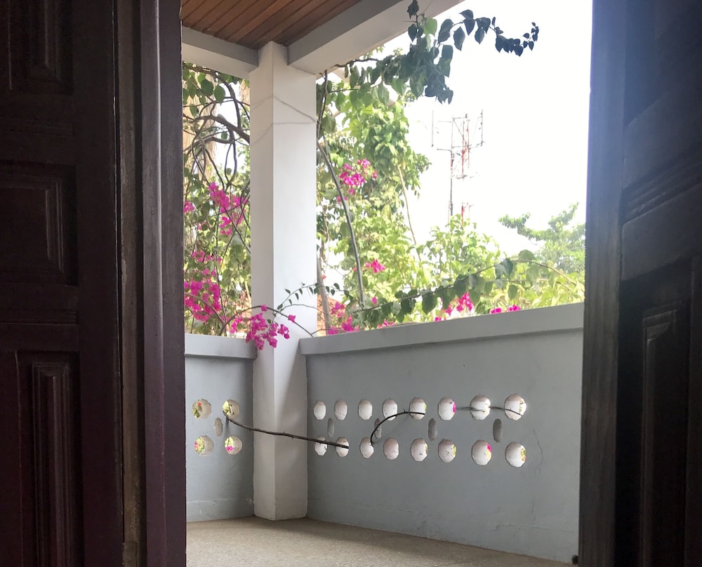 Omanye Lodge 7/50