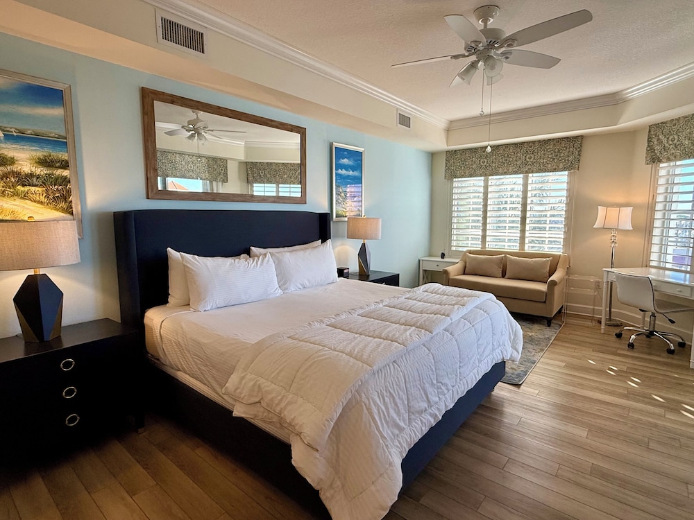 2 Bedrooms, Condo, Harbor, King and Queen Bed, Intracoastal View