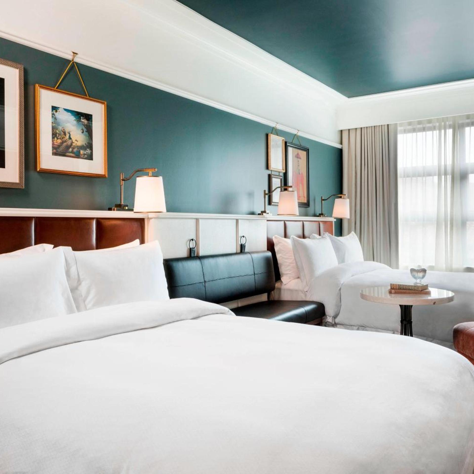 Deluxe, 2 Queen Beds, City View, PERRY LANE HOTEL, A LUXURY COLLECTION HOTEL, SAVANNAH 2/5