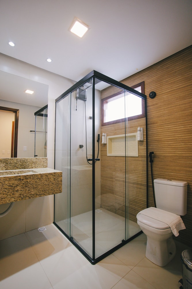Oiti Beach Resort 50/50