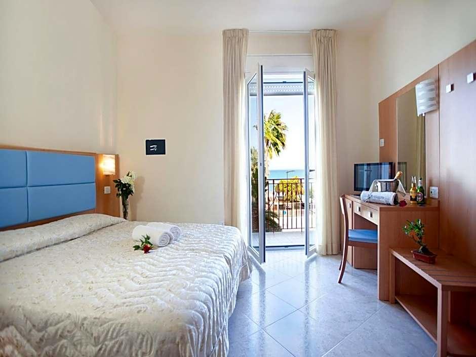 Hotel Ambassador 9/50