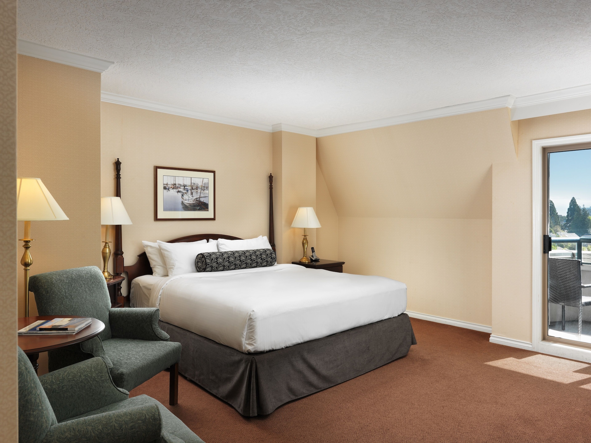 ROOM, KING BED, CITY VIEW