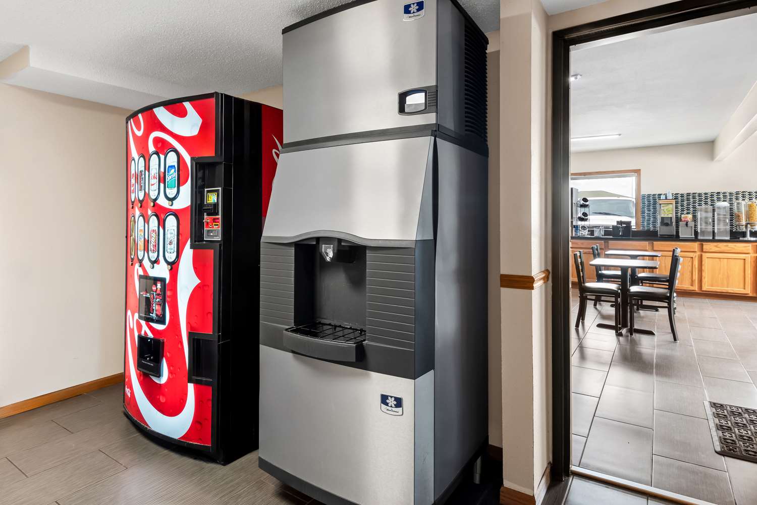 Surestay Hotel By Best Western Manchester 11/25