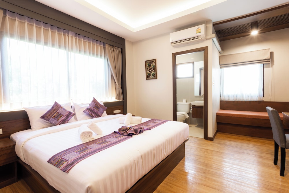 Lima Lanna Hotel 21/50