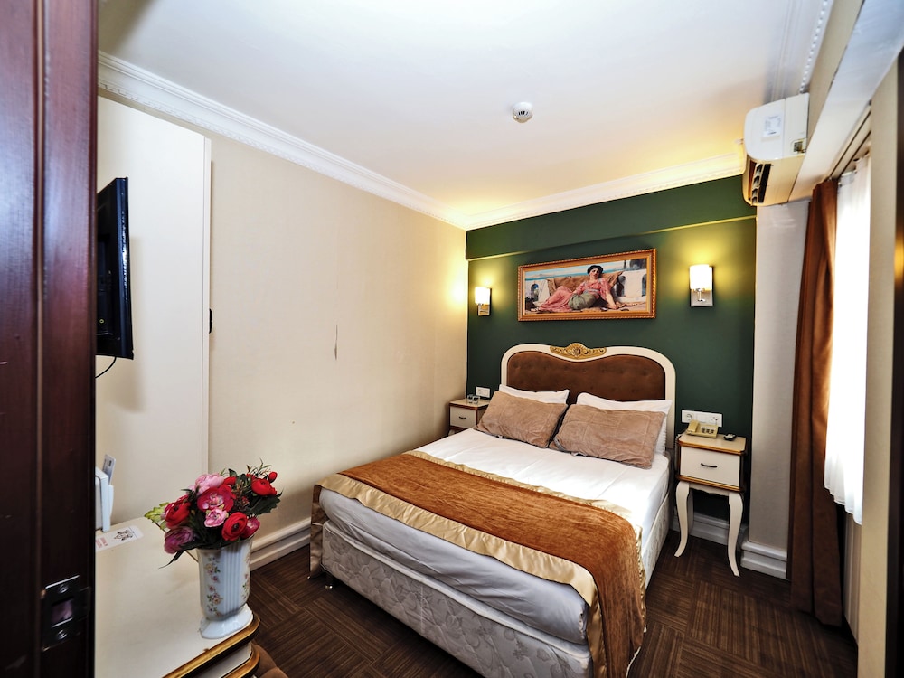 Elysion Hotel 26/48