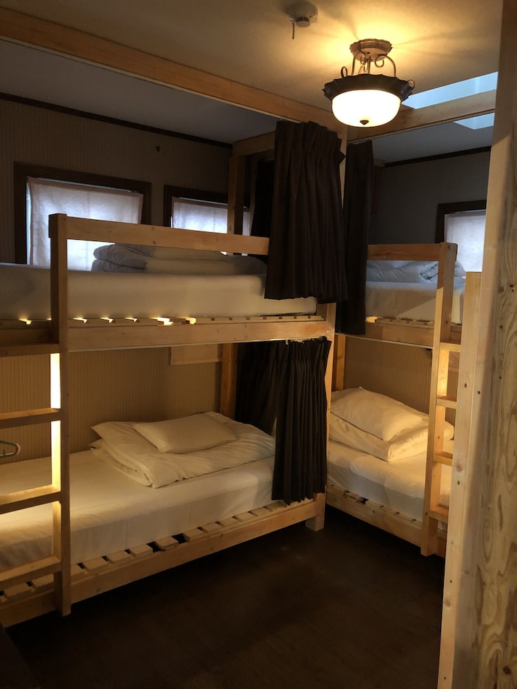Iza Kamakura Guest House & Bar 16/65