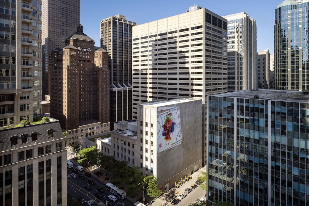 Residence Inn Chicago Downtown Magnificent Mile 40/50