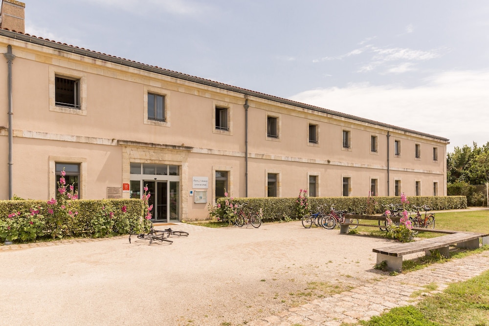 RESIDENCE PIERRE ET VACANCES LE FORT DE LA RADE 2/50