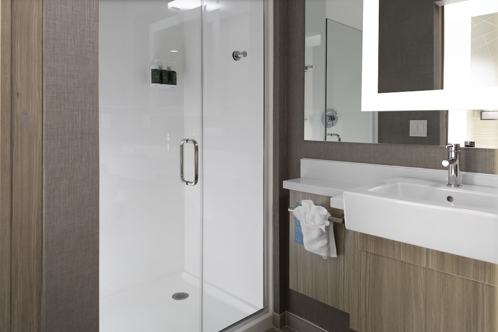 SUITE, 2 QUEEN BEDS, ACCESSIBLE
