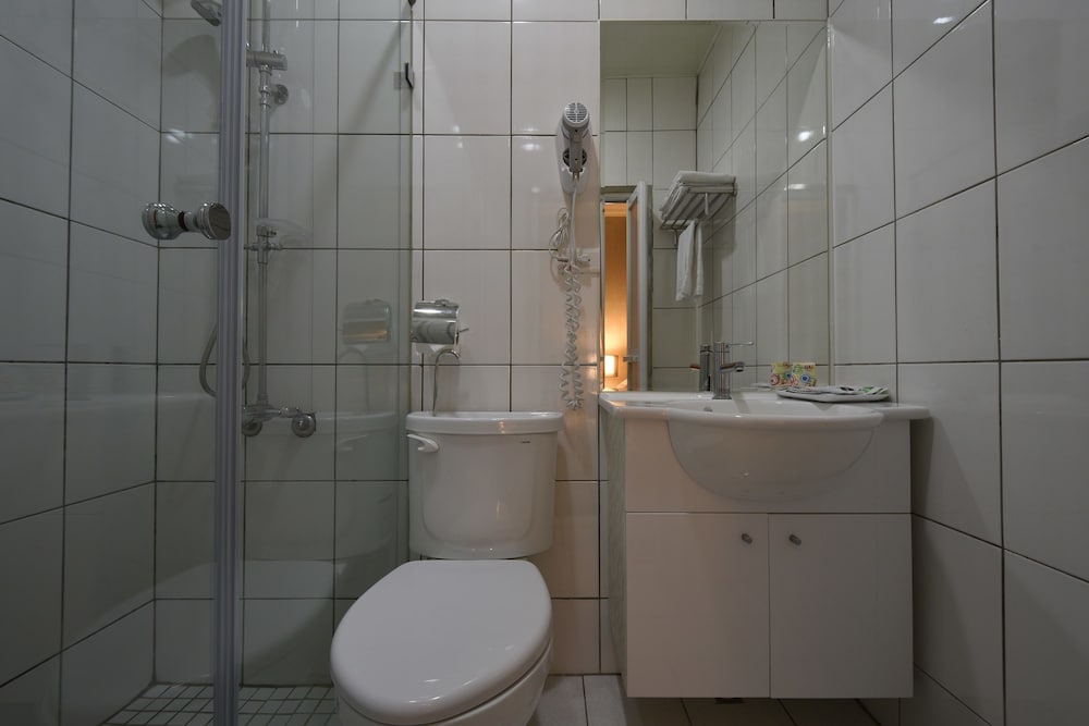A CASA HOTEL 26/29