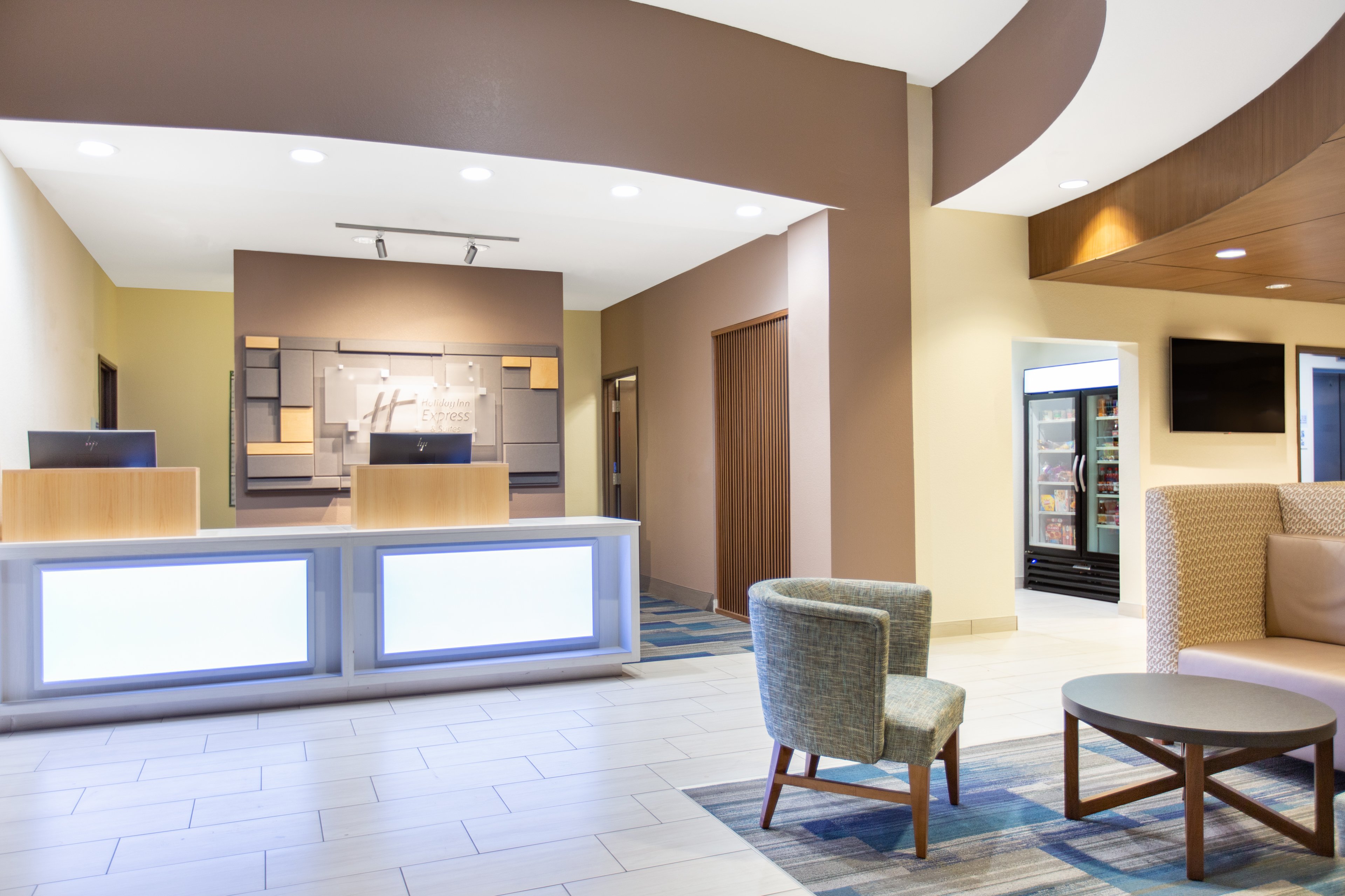 Holiday Inn Express Hotel & Suites Surprise 6/57