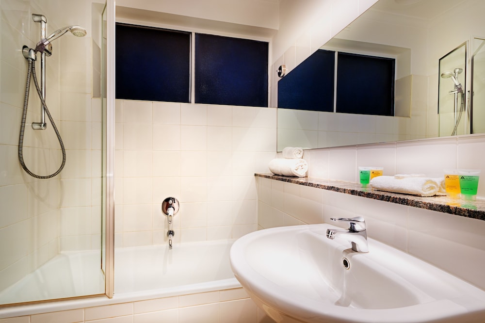 Crest On Barkly Serviced Apartments 25/28