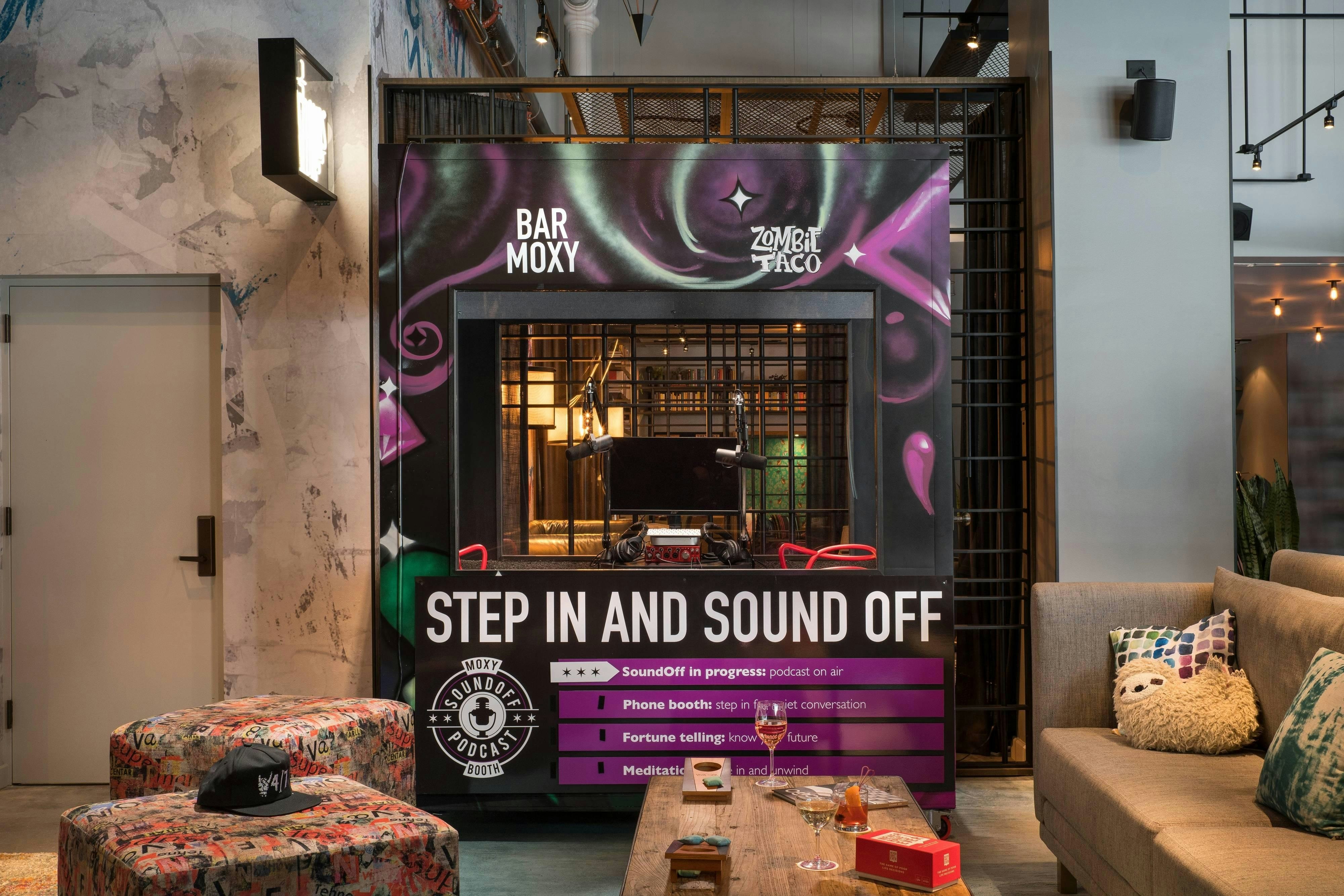 MOXY CHICAGO DOWNTOWN 26/30