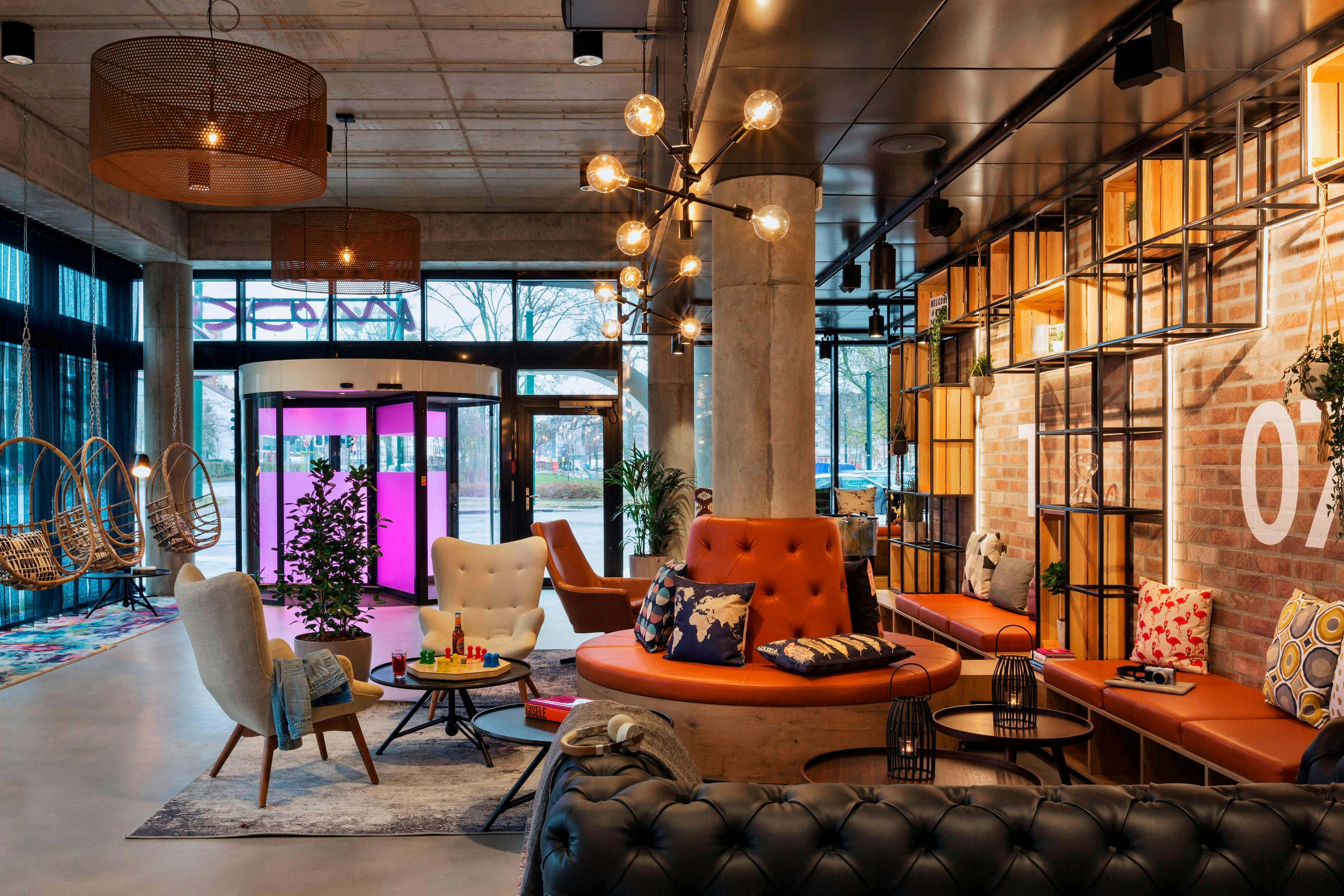 MOXY DUESSELDORF SOUTH 27/52