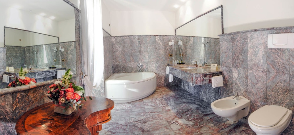 Park Hotel Villa Potenziani 41/42