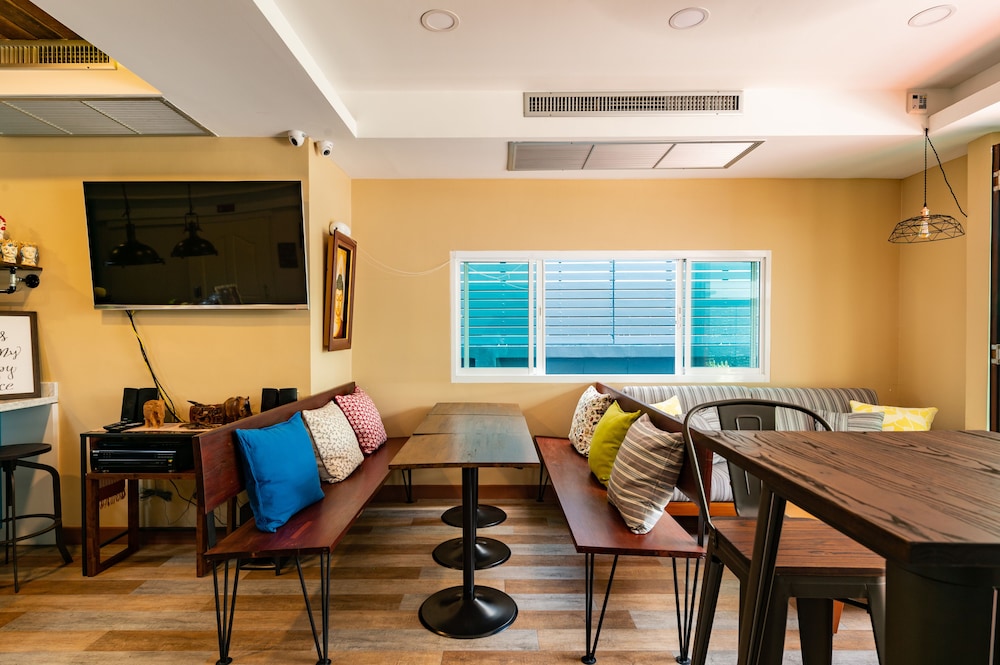 Maneeya Park Residence 35/50