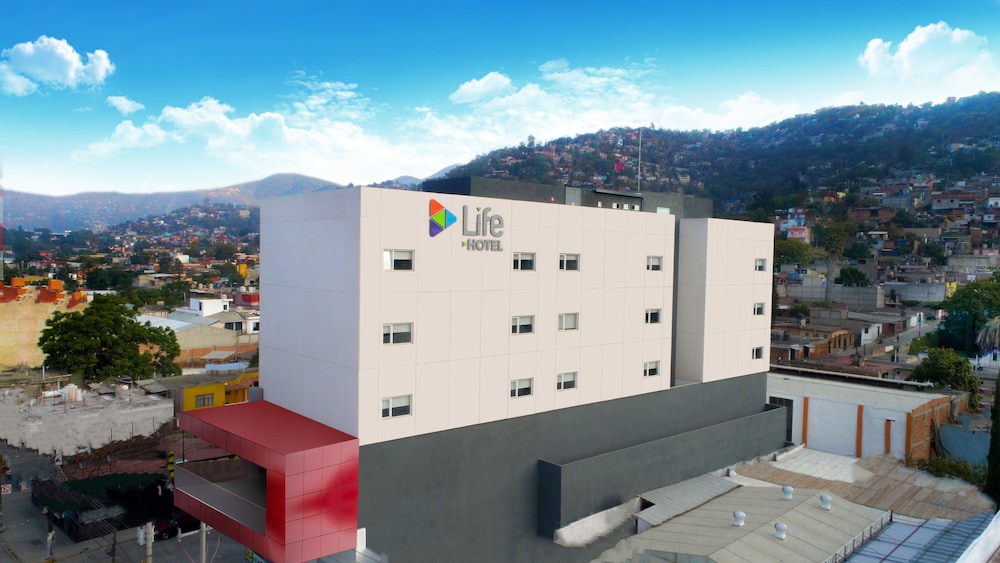 Life Hotel 1/55