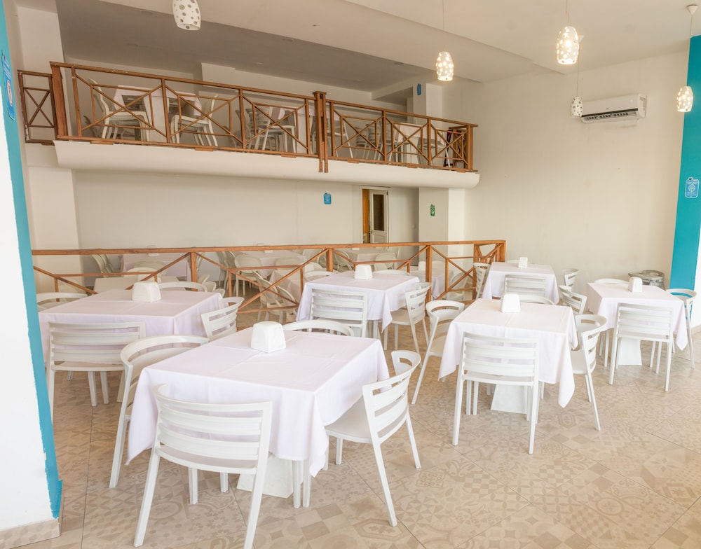 restaurant-cafeteria