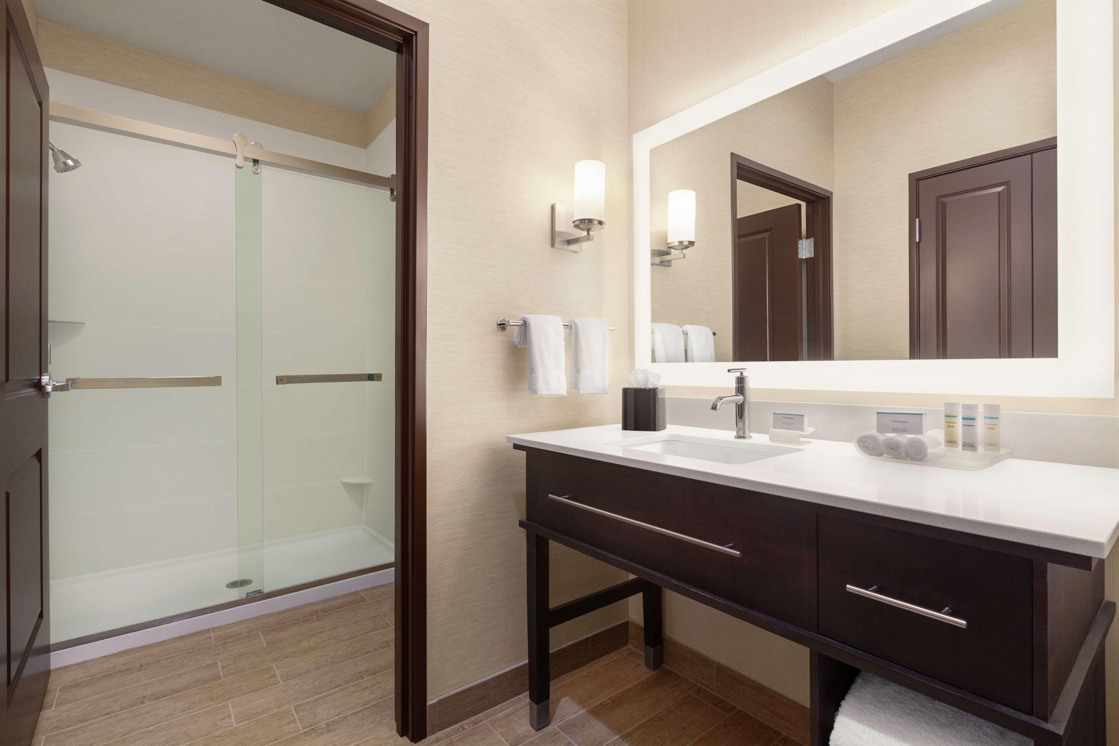 Studio, King Bed, Homewood Suites by Hilton Harlingen 2/2