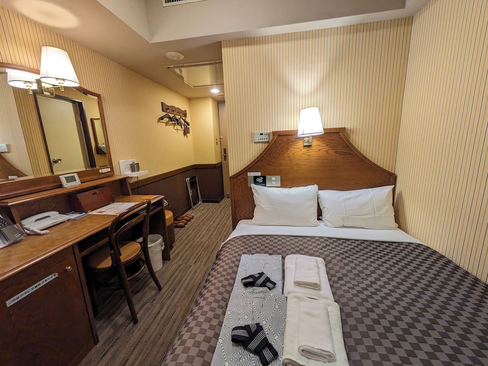 Hotel New Station 13/50