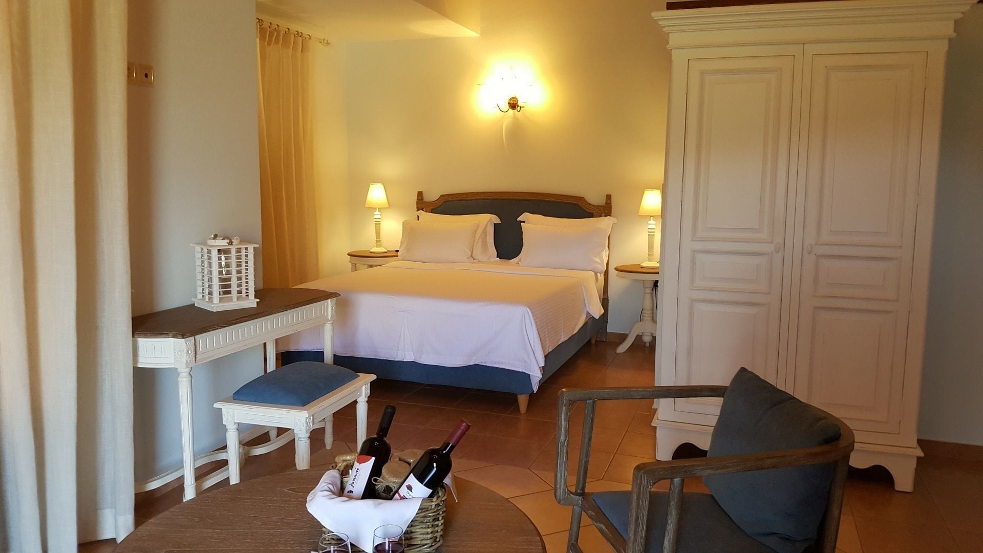 Mediterranean, Senior, Suite, King Bed