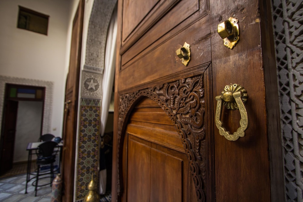 Riad Letchina 8/50