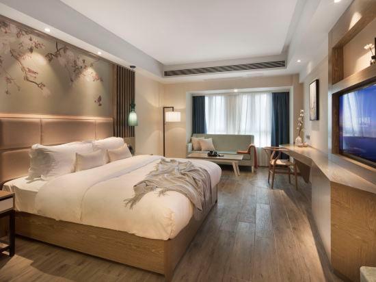 Kresting Hotel (Chongqing Headquarters City) 15/35