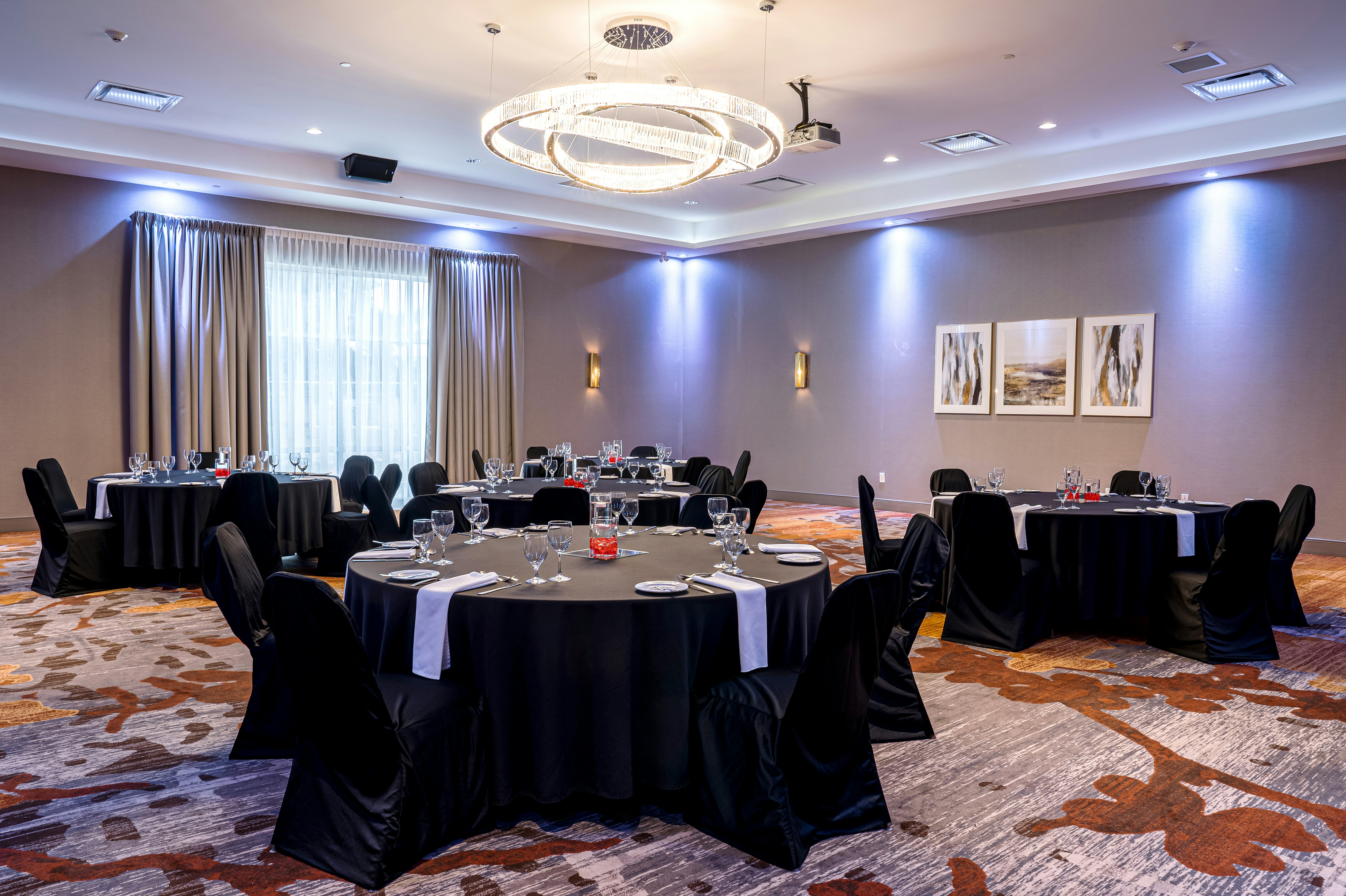DoubleTree by Hilton Kitchener 28/36
