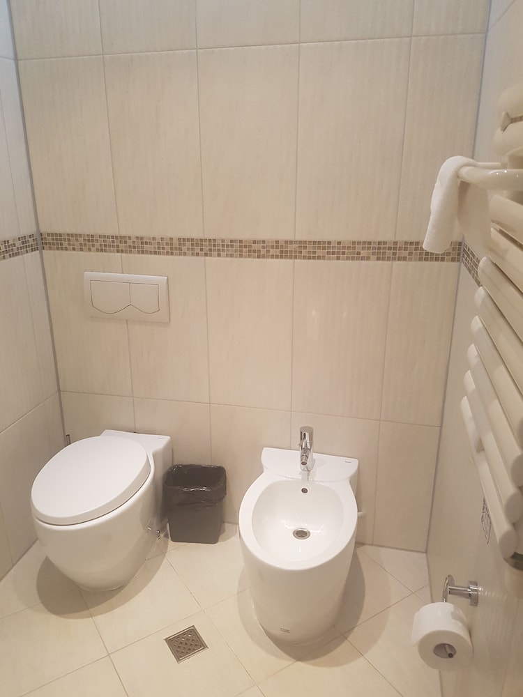 Urgoo Boutique Hotel 46/49