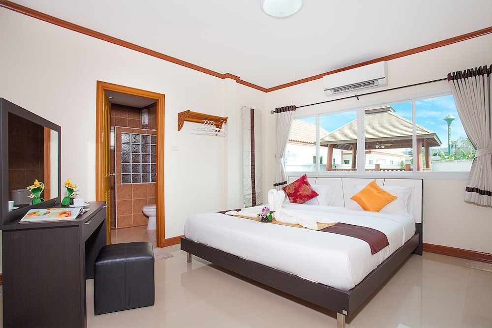 2 Bedrooms, Pool, Villa, 2 King Beds