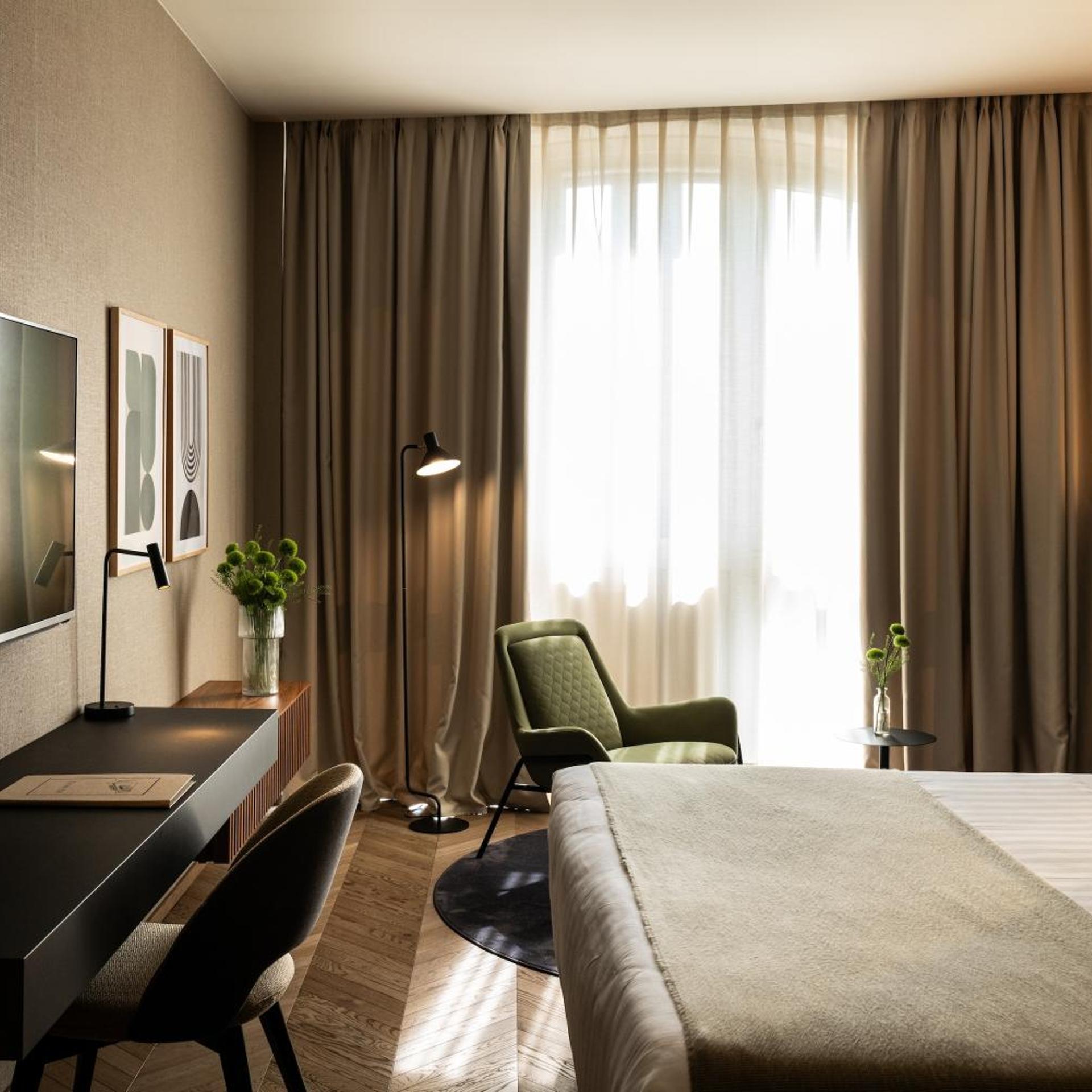 غرفة سوبيريور بسرير مزدوج، Litta Palace 7/8