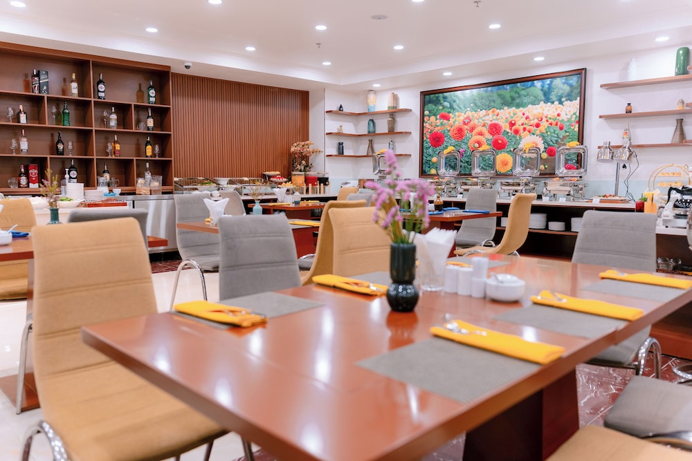 Dahlialand Saigon Hotel 32/42