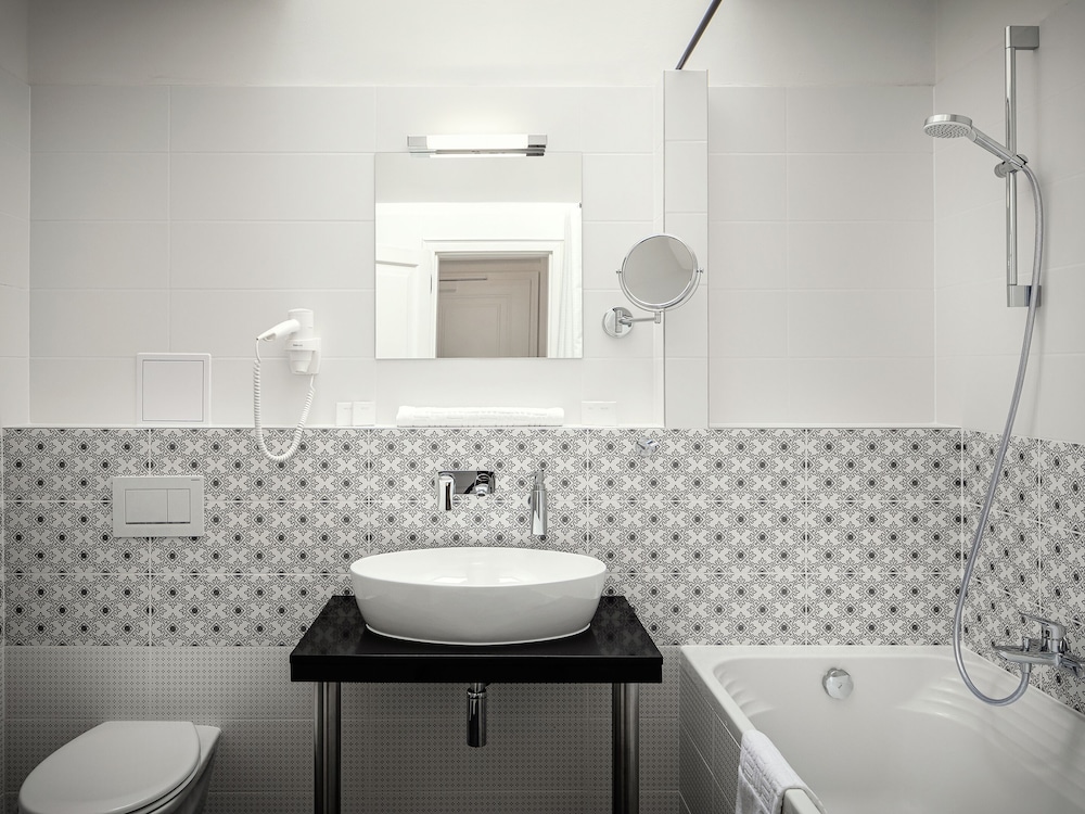 EA ApartHotel Melantrich 47/47