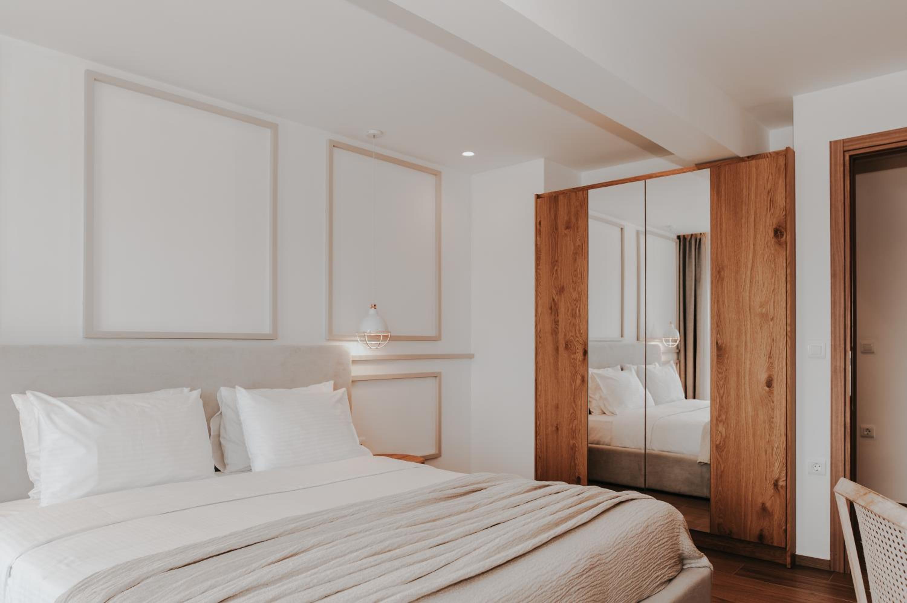 GRAND, SUITE, SEA VIEW