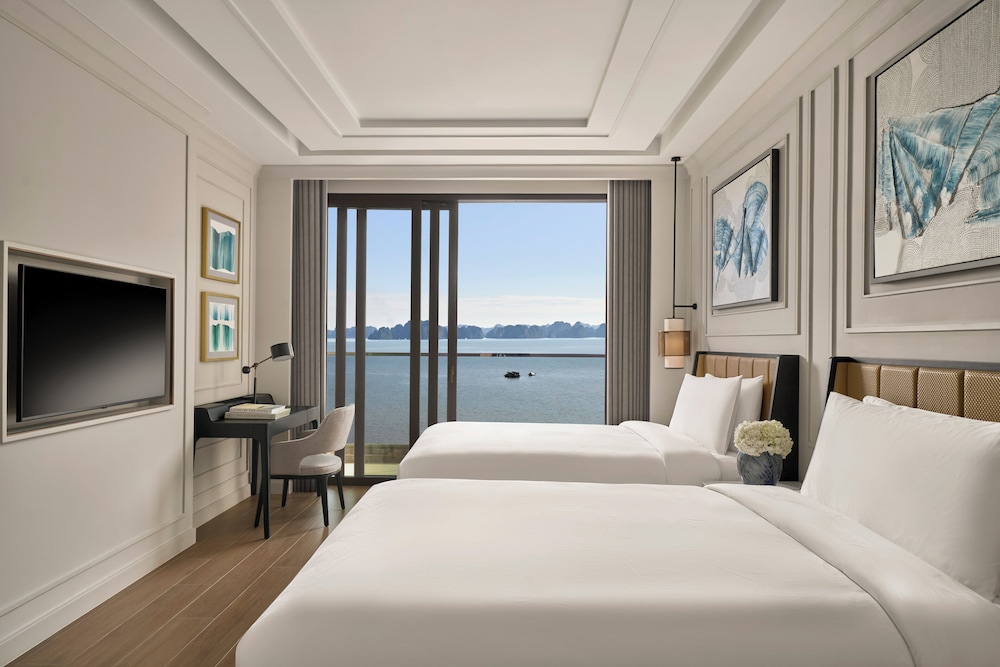 2 Bedrooms, Residence, 1 King and 1 Single Beds, Bay View