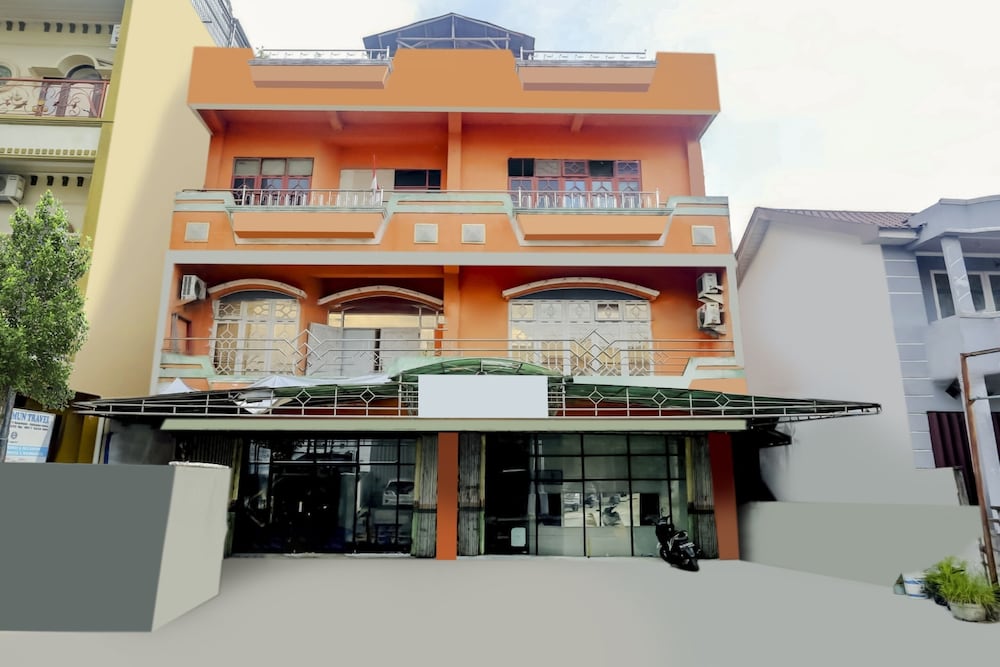 OYO 2301 Hocky Guest House 1/22
