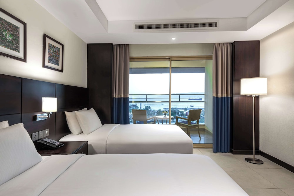 JUNIOR SUITE, TWIN BEDS, SEA VIEW