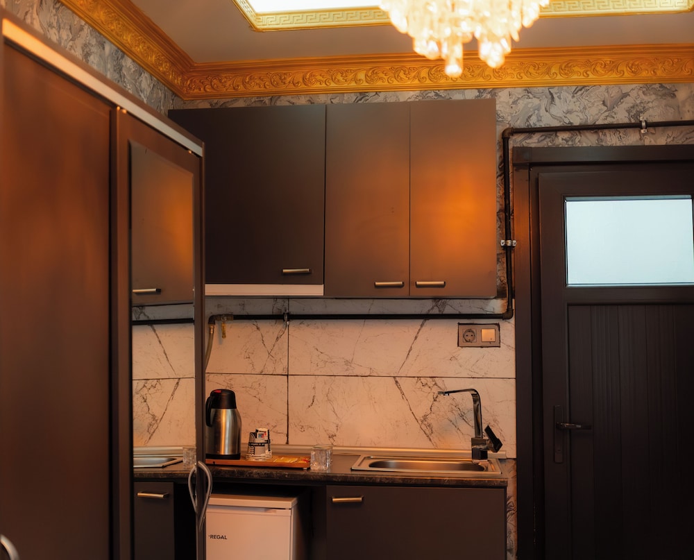 Golden Horn Park Hotel 41/49