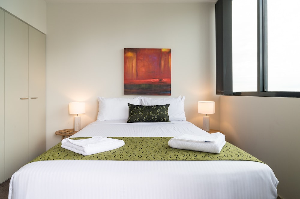 1 BEDROOM, EXECUTIVE, APARTMENT, BALCONY