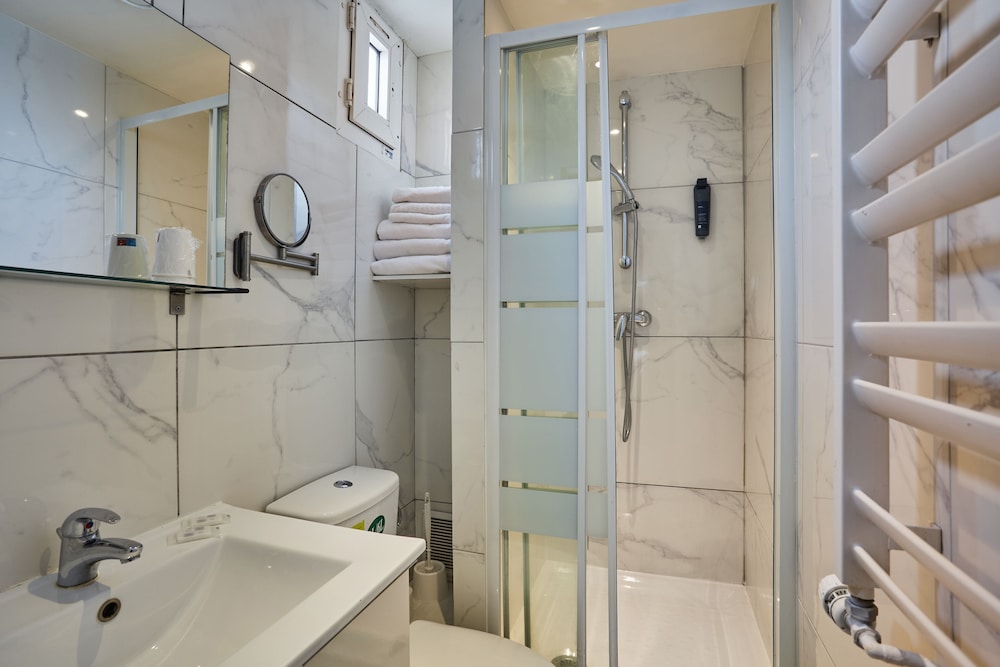 Huni Hotel 28/32